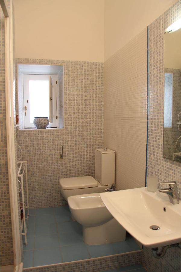 Casa Vacanza Icaros, Ortigia Hictoric Center, 200 Mt From The Beach シラクーサ エクステリア 写真