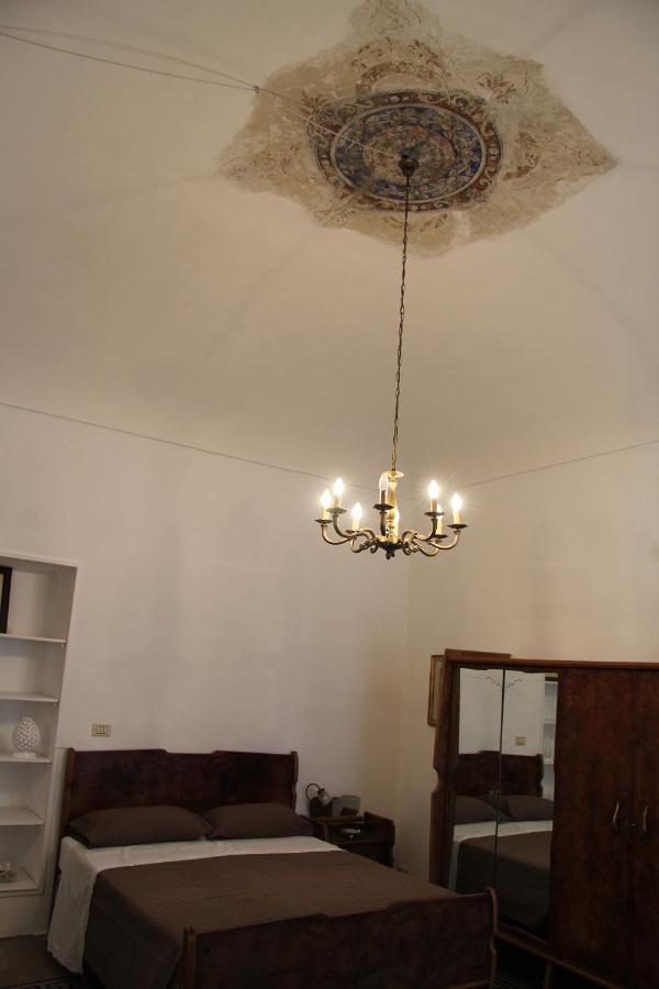 Casa Vacanza Icaros, Ortigia Hictoric Center, 200 Mt From The Beach シラクーサ エクステリア 写真